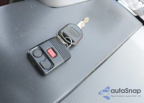 2006 Ford F150 Fx4/Lariat/Xl/Xlt z USA, uszkodzony, nr VIN 1FTPX14556FA27531